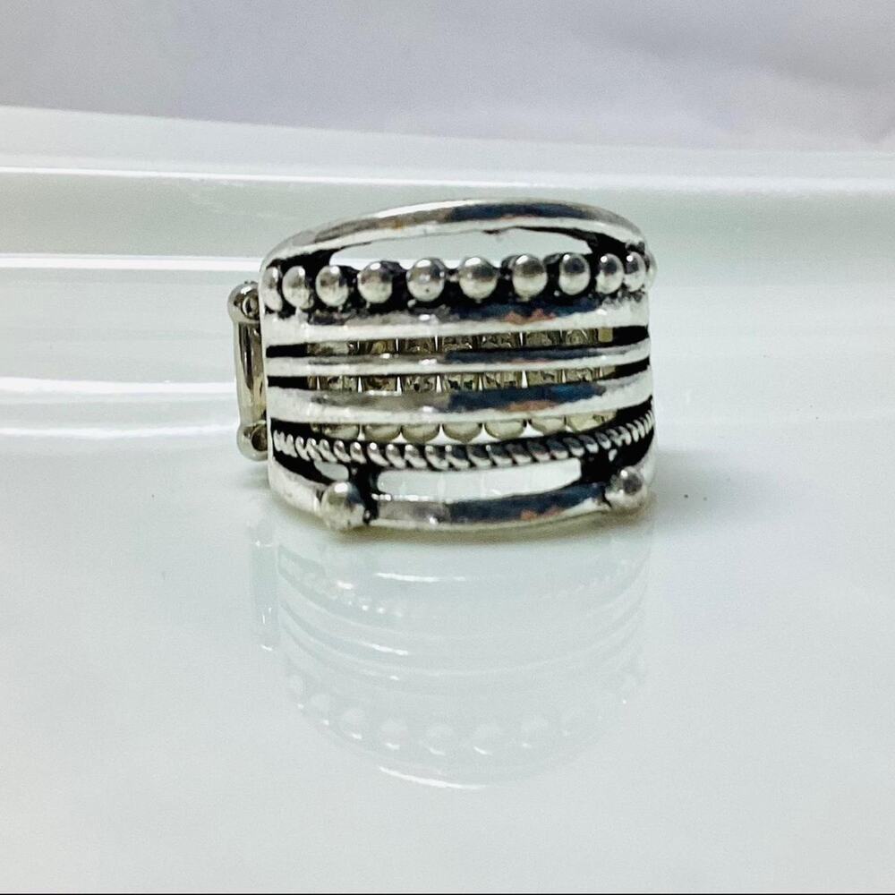 Silver Toned Stretch Ring